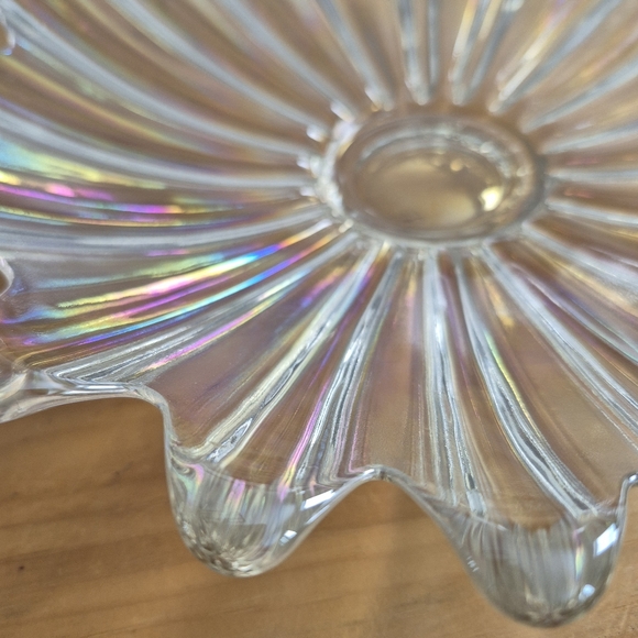 Vintage irridescent Carnival Glass Bowl - Picture 7 of 7